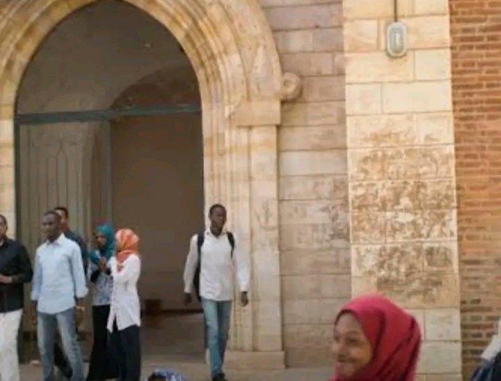غلاف المقال